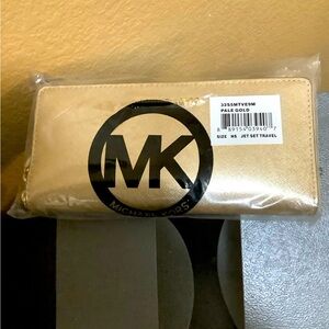 Michael Kors Jet Set Pale Gold Zip around Wallet